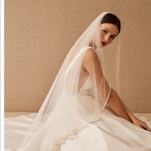 Brynden Veil- never worn BHLDN